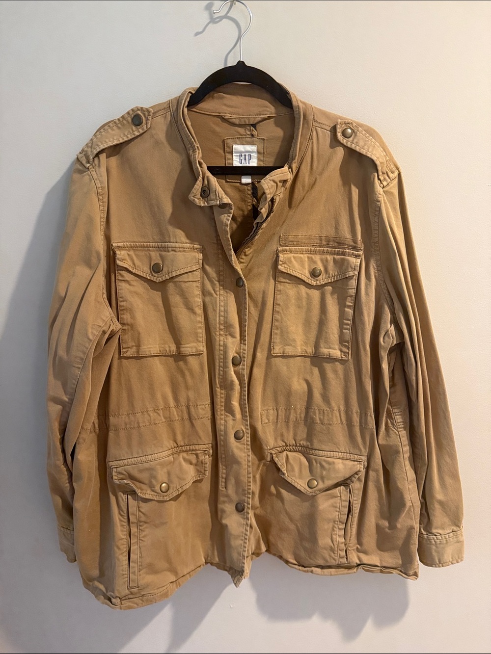 GAP Men's Khaki Field Jacket with Flap Pockets